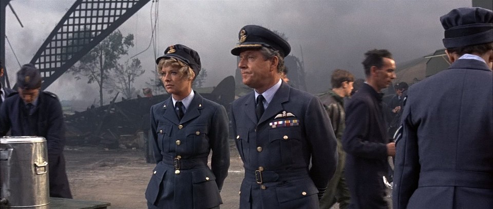 Battle.of.Britain.1969.BluRay.1080p.DTS-HDMA5.1.x264-CHD.mkv_20230704_173240.156.jpg