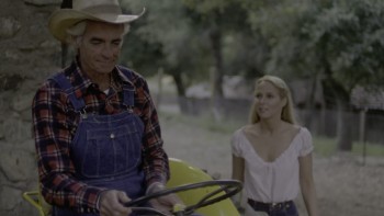 Motel_Hell_1980_4K_04