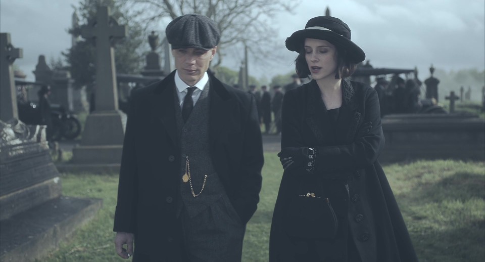 Peaky.Blinders.S02E01.2014.Bluray.1080p.DTS-HDMA2.0.x264-CHD.mkv_20240114_183002.002.jpg