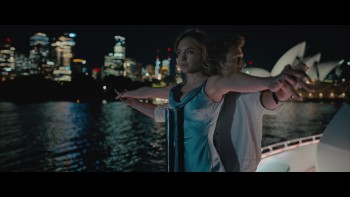 Anyone_But_You_2023_Remux_07