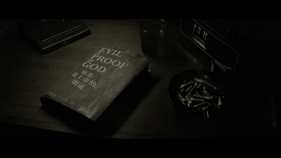 The-Amityville-Horror-2005-2160P_001_1963.png