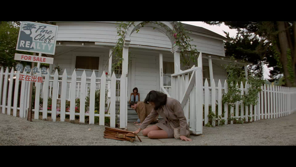 Village-Of-The-Damned-1995_001_21628.png