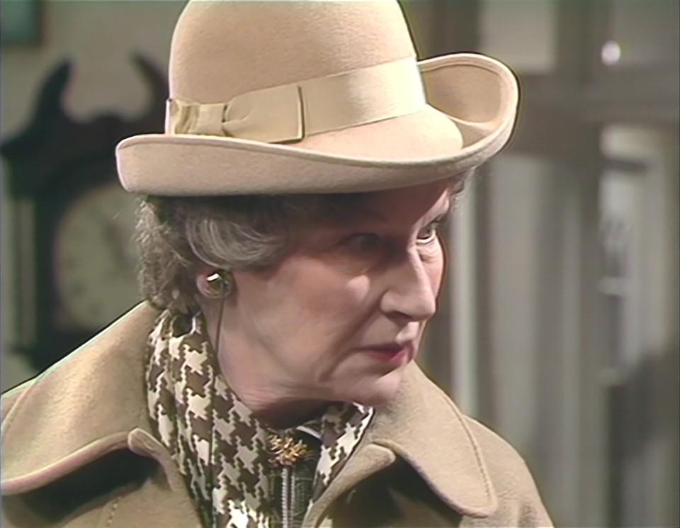 Fawlty.Towers.S02E01.1979.Bluray.1080p.DTS-HDMA2.0.x265.10bit-CHD.mkv_20241202_221813.645.jpg