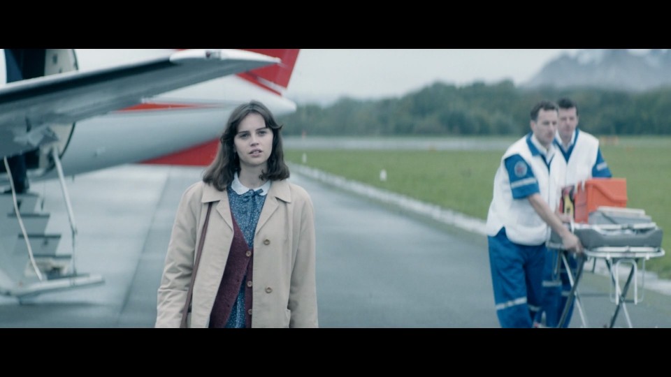 The.Theory.of.Everything.2014.1080p.Bluray.iPad.AAC2.0.x264-CHDPAD.mp4_20250410_155050.206.jpg