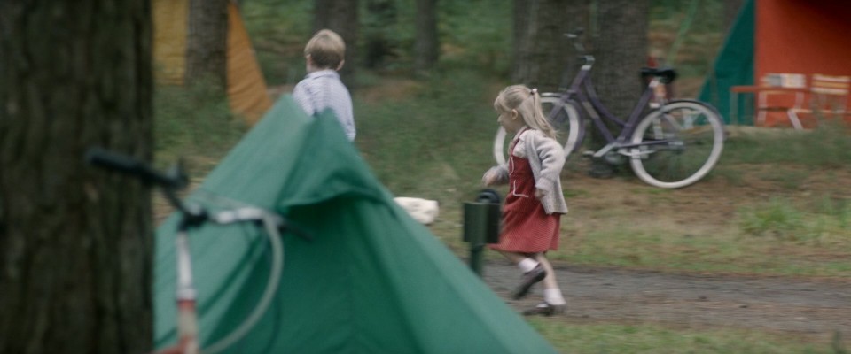 The.Theory.of.Everything.2014.1080p.Bluray.DTS-HDMA5.1.x264-CHD.mkv_20250411_113017.972.jpg