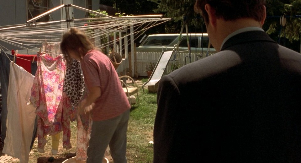 Things.to.Do.in.Denver.When.Youre.Dead.1996.1080p.Bluray.DTS-HD.MA.5.1.x265.10bit-CHD.jpg