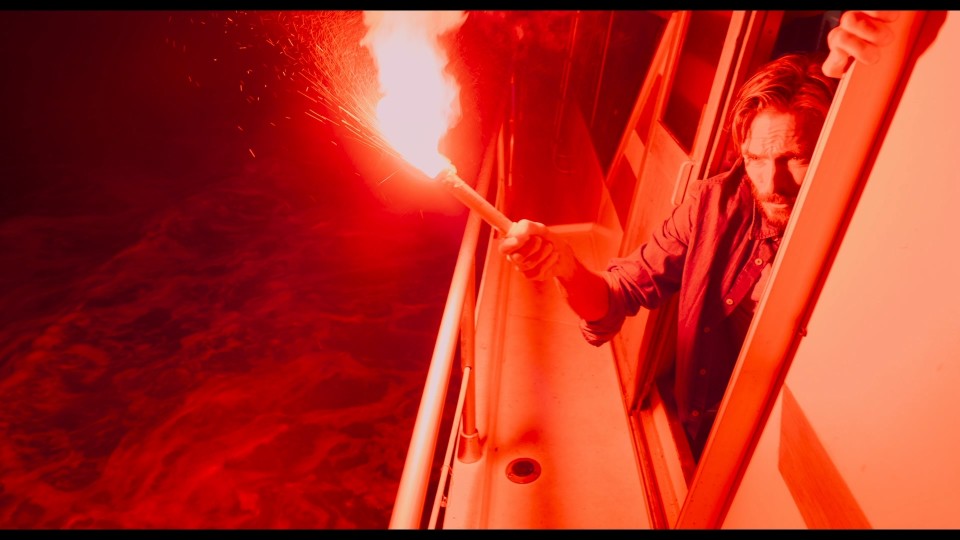 Survive.2022.1080p.Bluray.Remux.AVC.DTS-HD.MA.5.1-CHD.mkv_20250427_101712.075.jpg