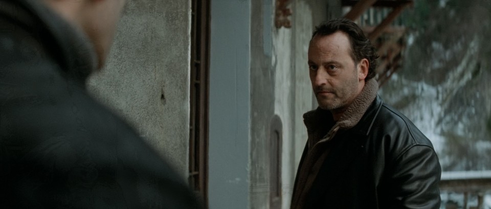 Les.rivieres.pourpres.2000.2160p.Bluray.DoVi.DTS-HD.MA.5.1.x265.10bit-CHD-.mkv_010141.792.jpg