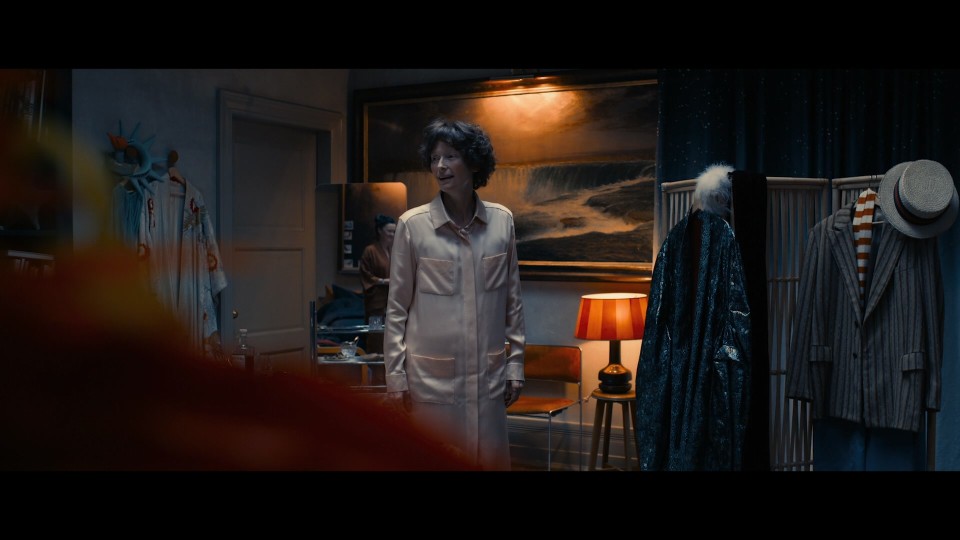The.End.2024.1080p.Bluray.Remux.AVC.DTS-HD.MA.5.1-CHD.mkv_20250520_203308.200.jpg