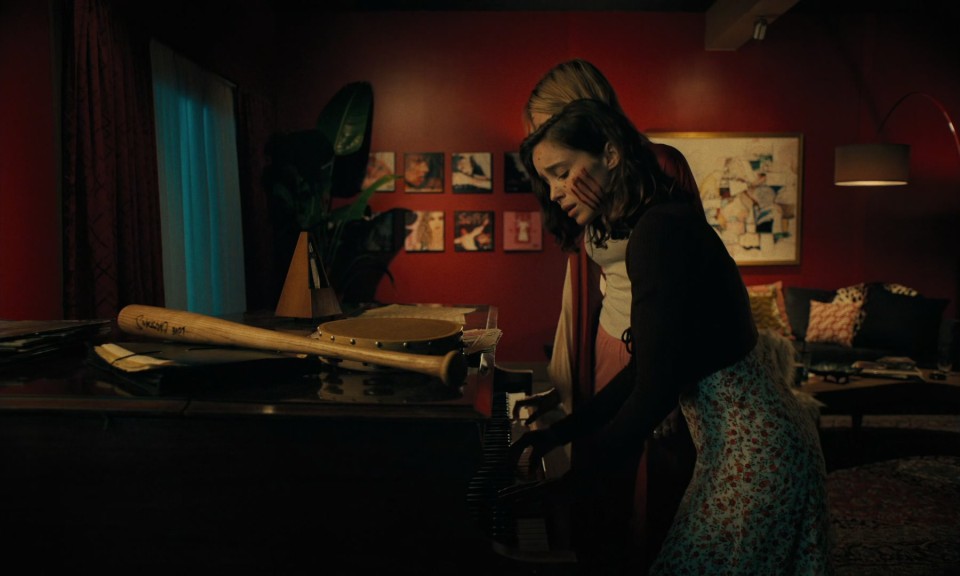 Borderline.2025.1080p.Bluray.DTS-HD.MA.5.1.x265.10bit-CHD.mkv_20250615_001758.590.jpg