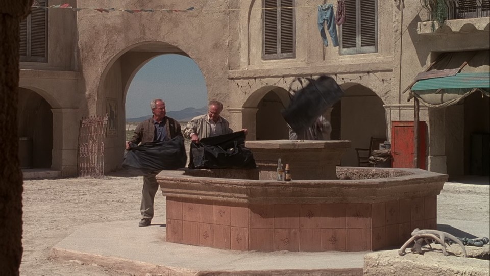 The.Way.of.the.Gun.2000.1080p.BluRay.DTS-HD.MA.5.1.x265.10bit-CHD.mkv_013903.062.jpg