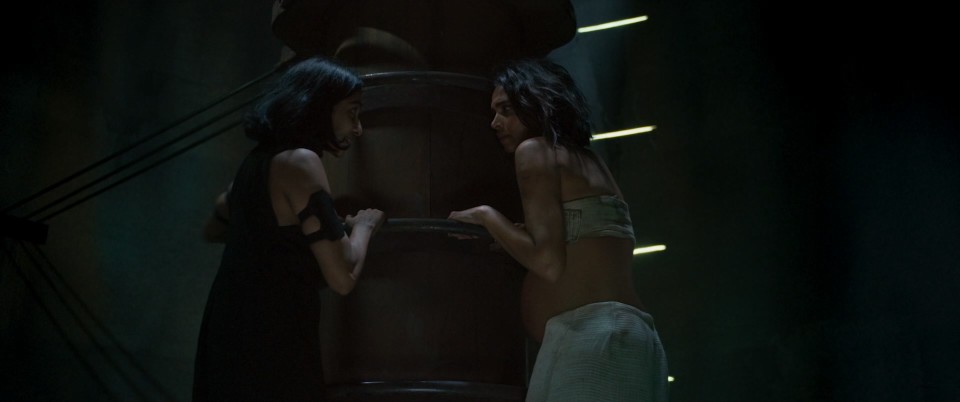 Kalki.2898-AD.2024.1080p.Bluray.DTS-HD.MA.5.1.x265.10bit-CHD.mkv_011431.509.jpg