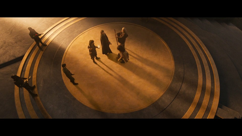 Kalki.2898-AD.2024.1080p.Bluray.iPad.AAC.2.0.x264-CHDPAD.mp4_002117.150.jpg