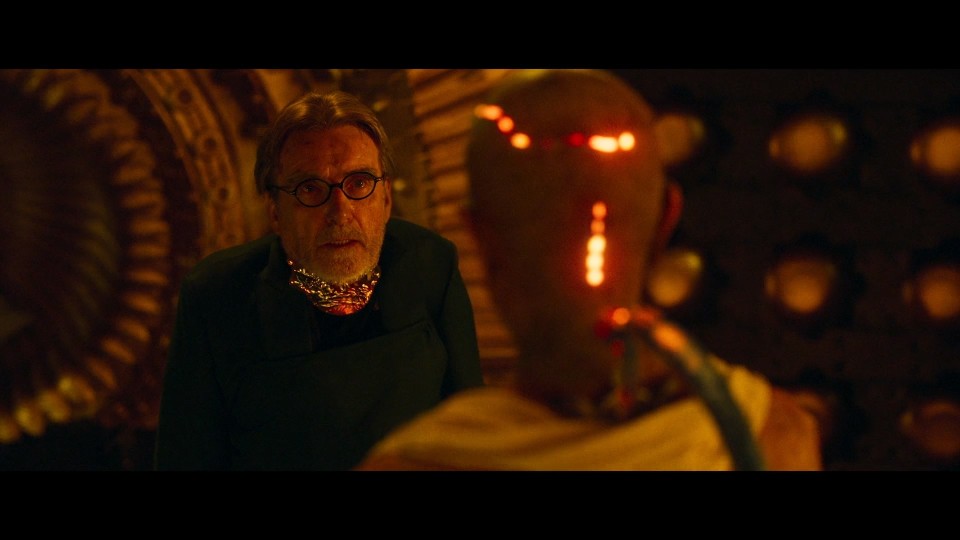Kalki.2898-AD.2024.1080p.Bluray.iPad.AAC.2.0.x264-CHDPAD.mp4_004209.944.jpg