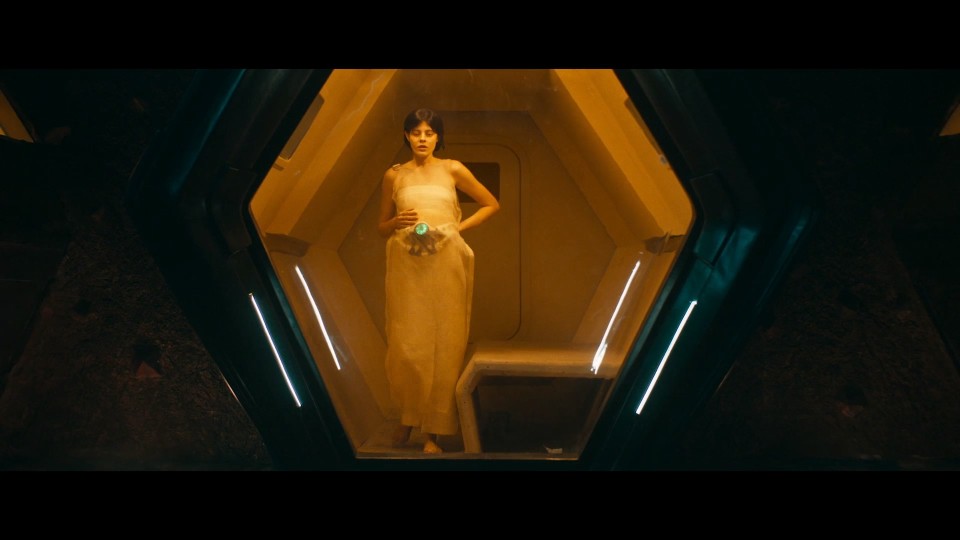 Kalki.2898-AD.2024.1080p.Bluray.iPad.AAC.2.0.x264-CHDPAD.mp4_010905.432.jpg