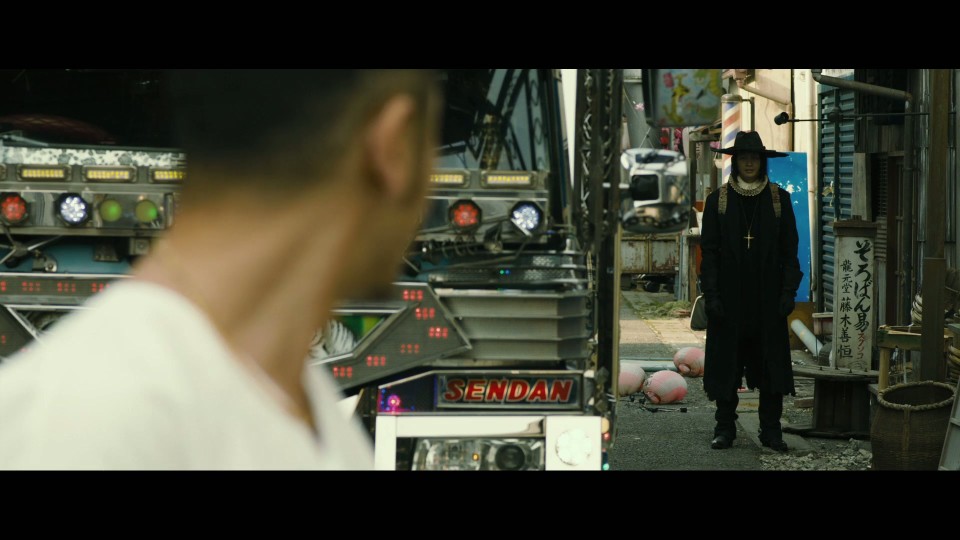 Yakuza.Apocalypse-.2015.Bluray.1080p.iPad.AAC2.0.x264-CHDPAD.mp4_20250625_183822.800.jpg