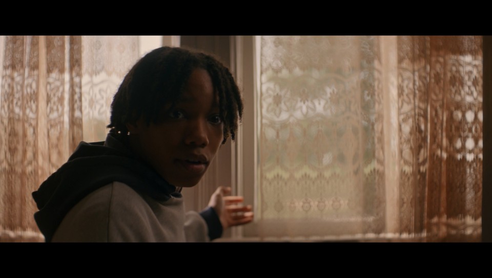 The.Woman.in.the.Yard.2025.1080p.Bluray.Remux.AVC.TrueHD.7.1-CHD.mkv_003319.456.jpg