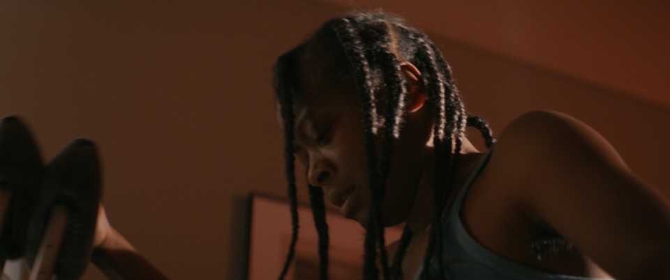 The.Woman.in.the.Yard.2025.1080p.Bluray.TrueHD.7.1.x265.10bit-CHD.mkv_000406.257.jpg