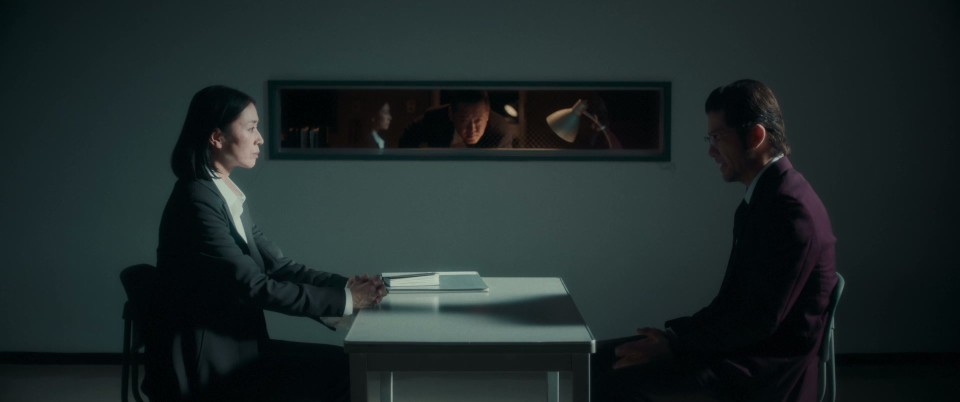 The.Box.Man.2024.Bluray.1080p.DTS-HDMA5.1.x265.10bit-CHD.mkv_20250706_111802.730.jpg