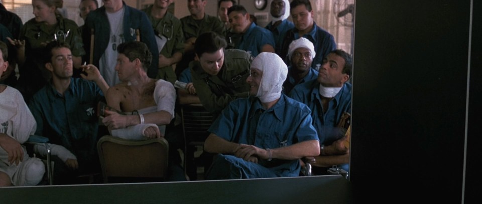 Forrest.Gump.1994.BluRay.1080p.DTS-HD.MA.5.1.x264-CHD.mkv_20250710_120220.420.jpg