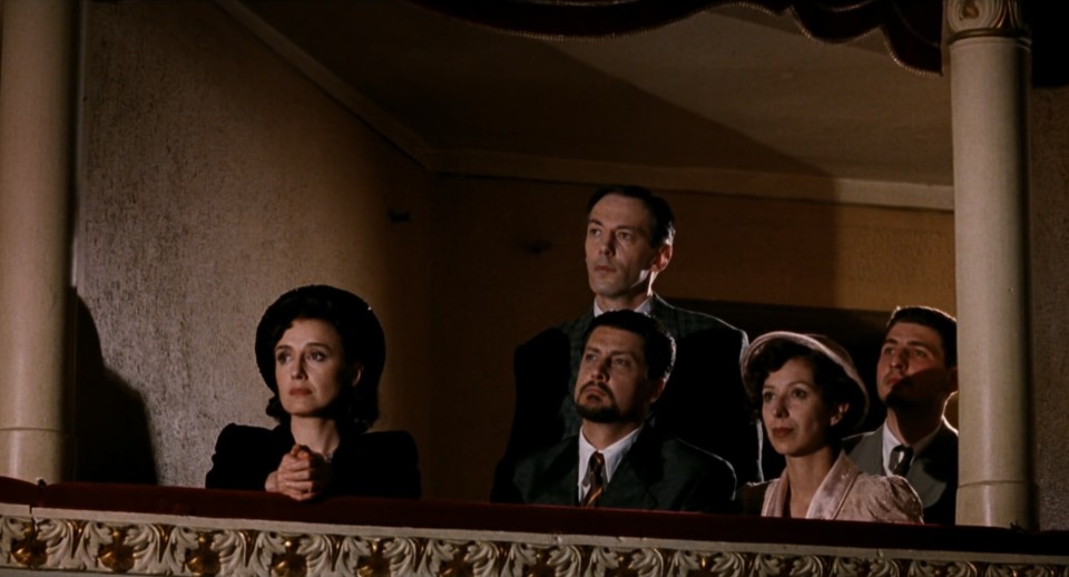 Life.is.Beautiful.1997.1080p.Bluray.DTS-HD.MA.5.1.x265.10bit-CHD.mkv_20250730_093204.134.jpg