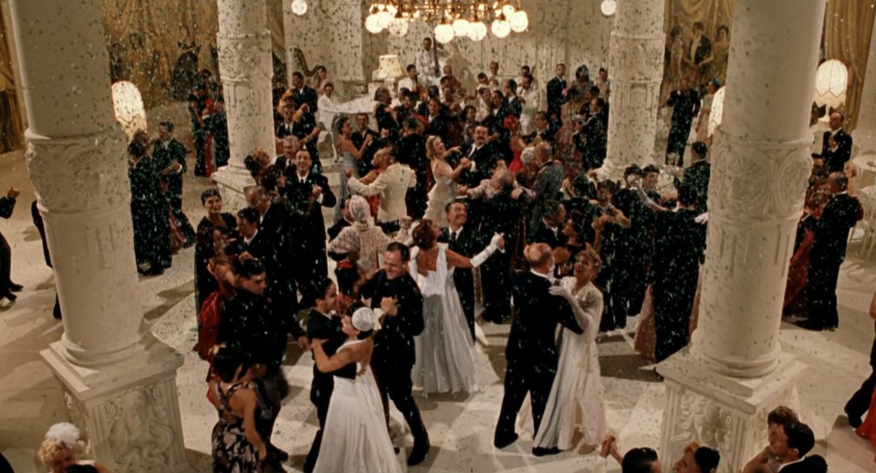 Life.is.Beautiful.1997.1080p.Bluray.DTS-HD.MA.5.1.x265.10bit-CHD.mkv_20250730_093209.298.jpg
