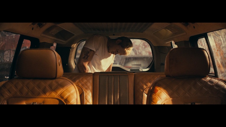Locked.2025.1080p.Bluray.Remux.AVC.DTS-HD.MA.5.1-CHD.mkv_20250805_214411.053.jpg