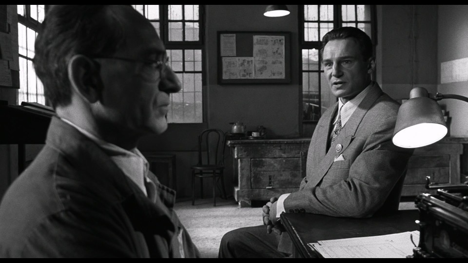 Schindlers.List-1993.1080p.Bluray.Remux.AVC.Atmos.True.HD.7.1.x264-CHD.mkv_20250822_171040.228.jpg