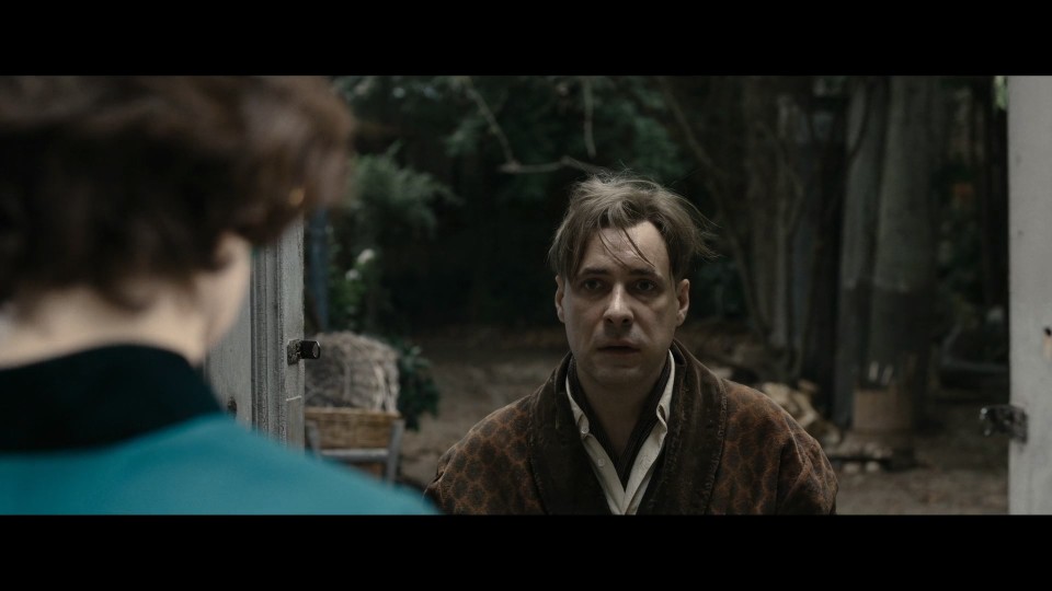 The.Master.and.Margarita.2024.1080p.Bluray.iPad.AAC.2.0.x264-CHDPAD.mp4_20250824_224302.788.jpg