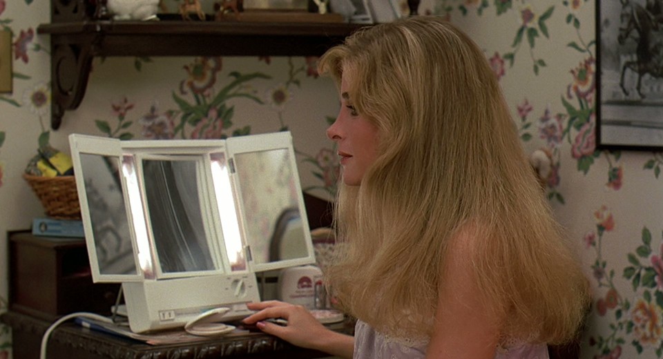 Sixteen.Candles.1984.Bluray.1080p.DTS-HDMA5.1.x265.10bit-CHD.mkv_20250905_184555.961.jpg