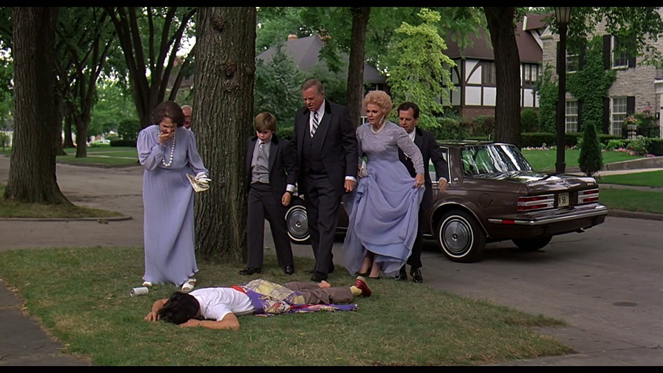 Sixteen.Candles.1984.Bluray.1080p.iPad.AAC2.0.x264-CHDPAD.mp4_20250905_185022.444.jpg