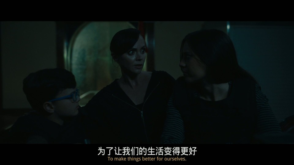 Guns.Up.2025.Bluray.1080p.iPad.AAC2.0.x264-CHDPAD.mp4_20250906_111930.371.jpg