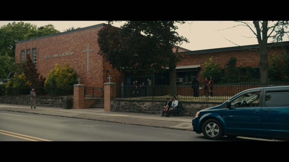 Guns.Up.2025.REMUX.Bluray.1080p.AVC.DTS-HDMA5.1-CHD.mkv_20250906_111707.171.jpg