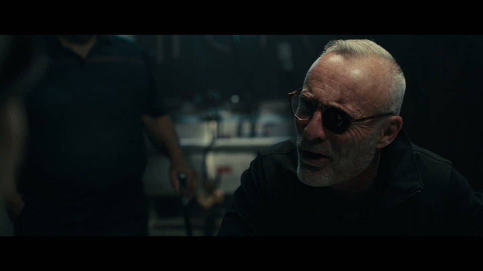 Guns.Up.2025.REMUX.Bluray.1080p.AVC.DTS-HDMA5.1-CHD.mkv_20250906_111720.348.jpg