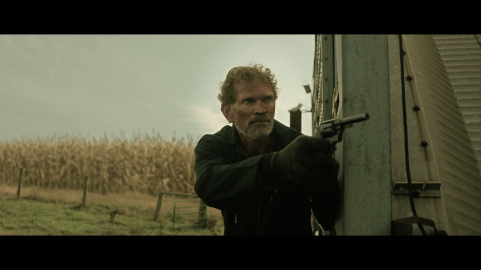40.Acres.2024.Bluray.1080p.iPad.AAC2.0.x264-CHDPAD.mp4_20250925_184401.502.jpg
